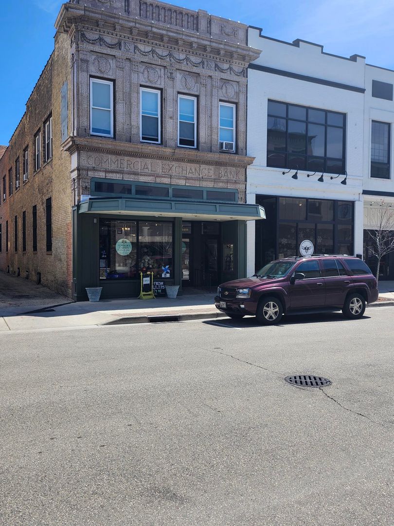 Kenosha Apartment: 5619 6th Avenue