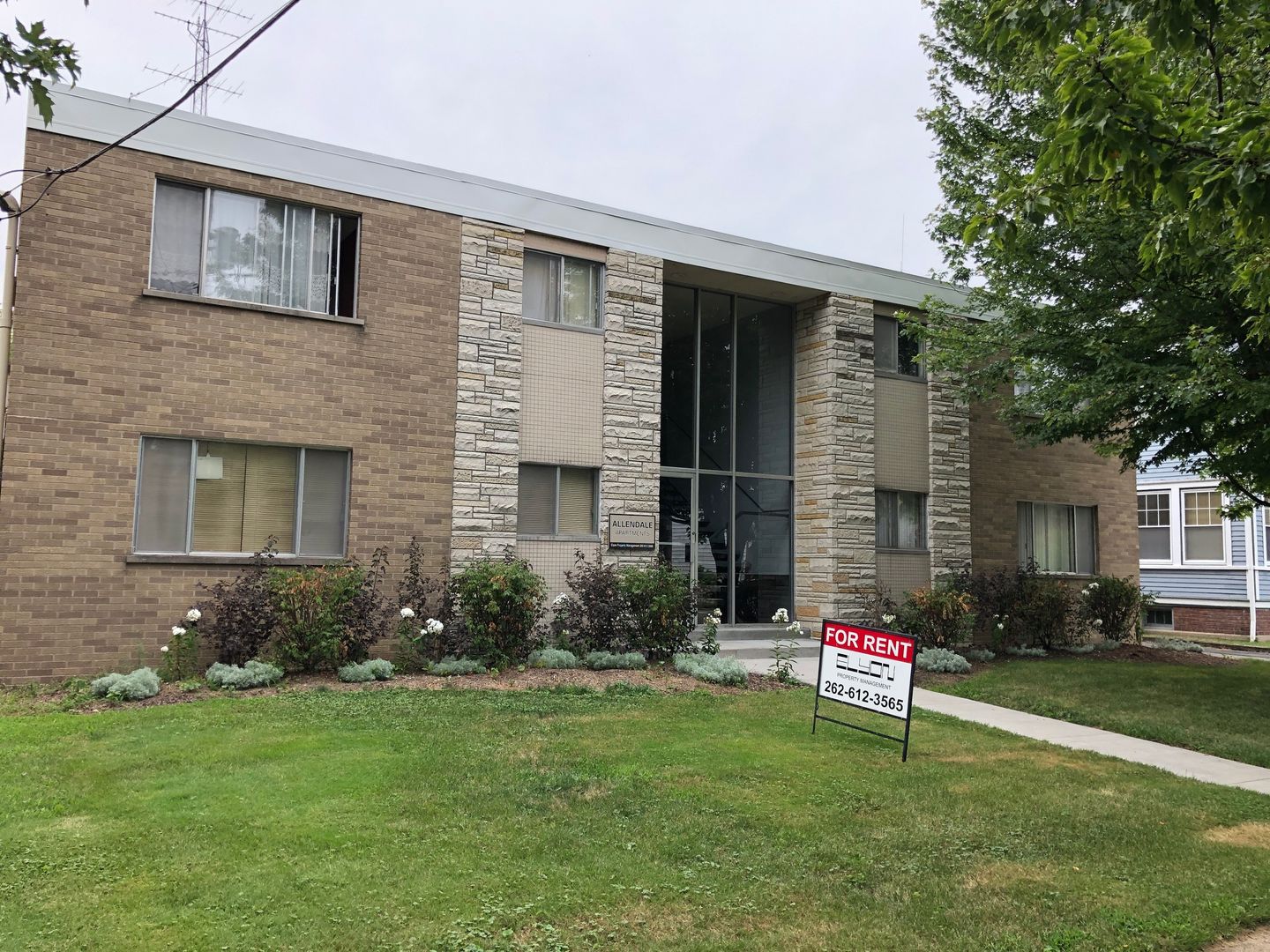 Kenosha Apartment: 6516  5th Avenue