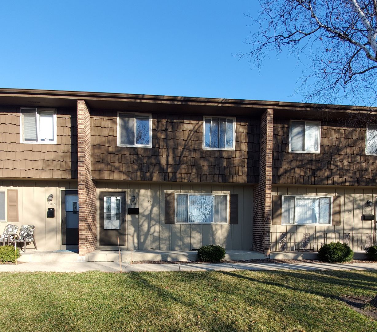 Kenosha Apartment: 4 Unit at 3010-3016 85th Street