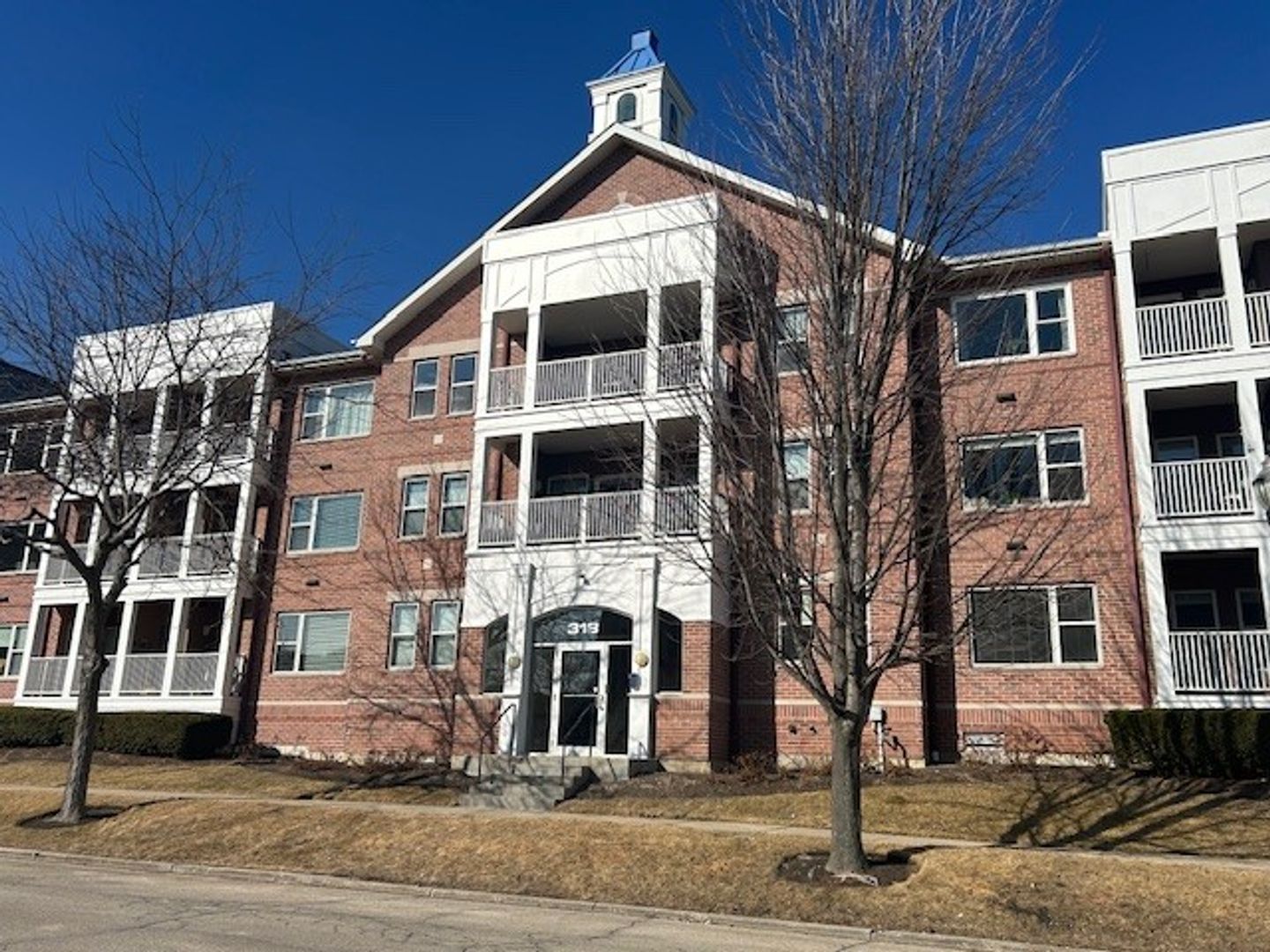 Kenosha Condo: 318 57th Street