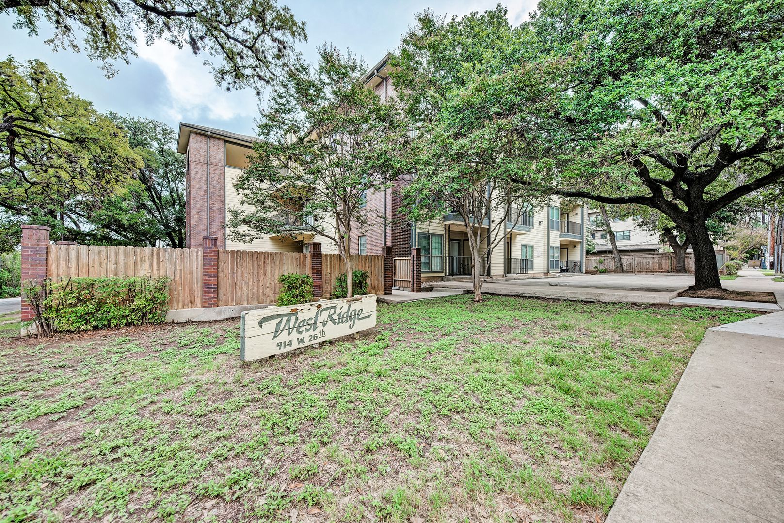 Austin Condo: 914 W 26th #104
