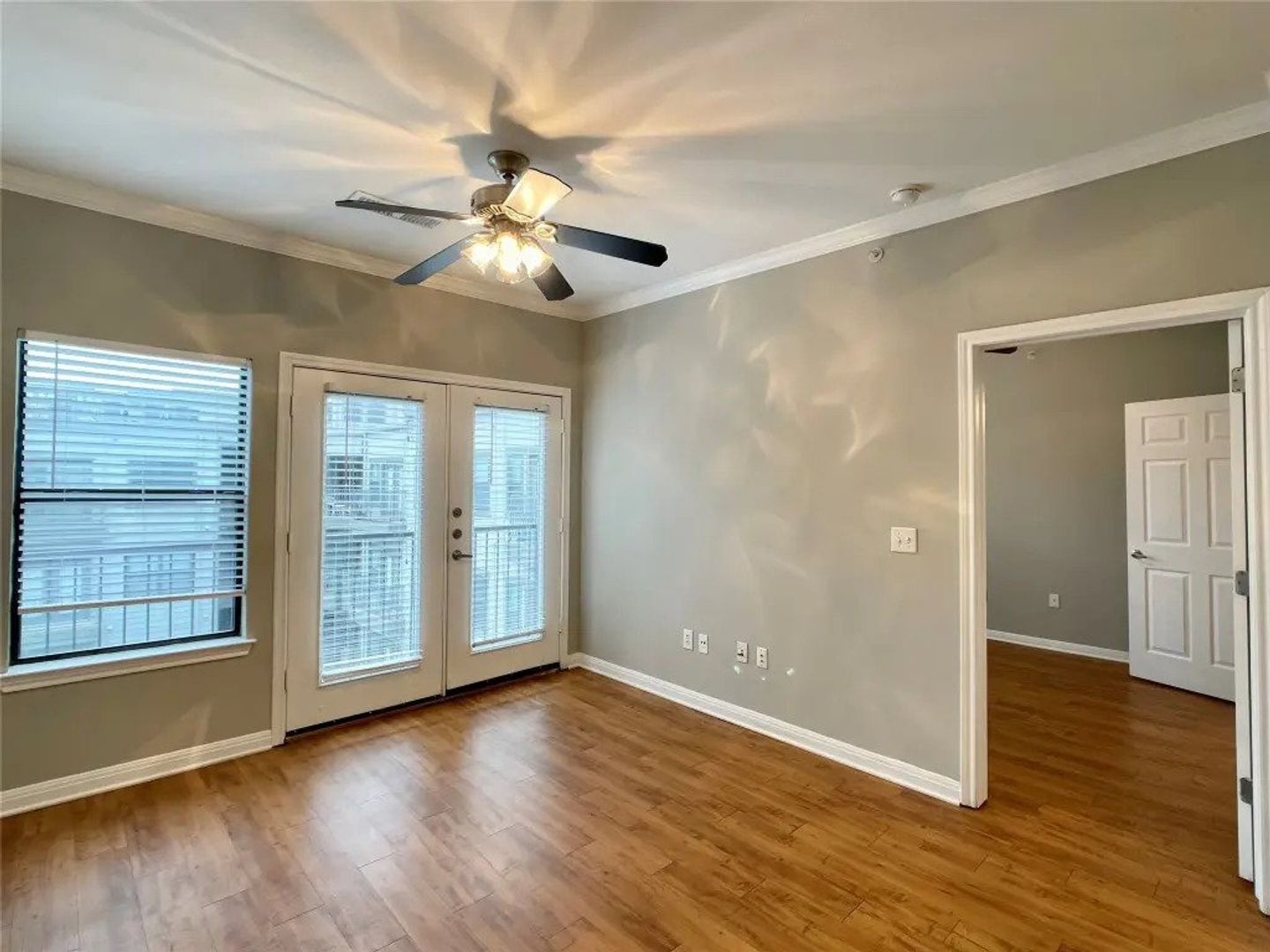 Austin Condo: 2502 Leon St. #513