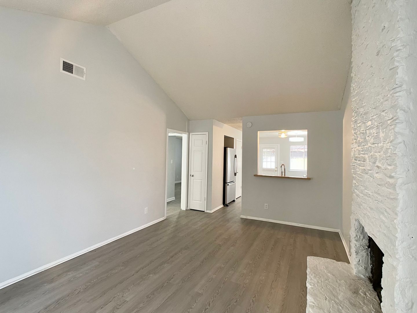 Austin House: 1006-B Bird Creek Dr.