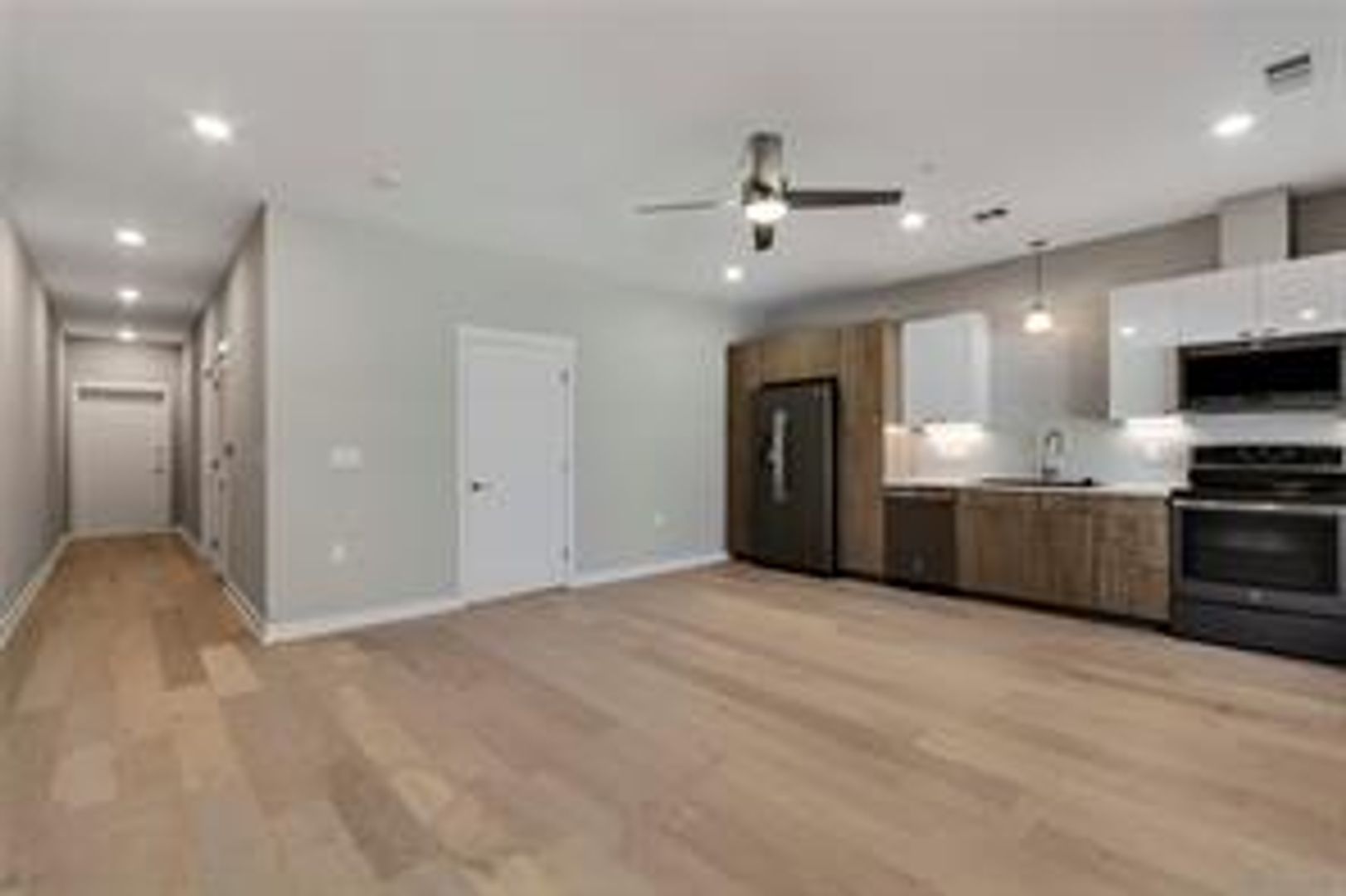 Austin Condo: 4361 S. Congress #122