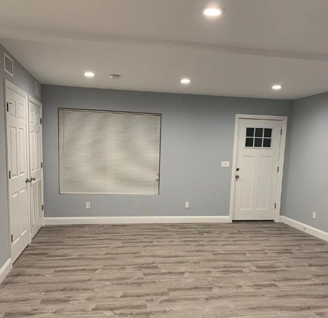 Norwalk Apartment: 87 Lexington Ave