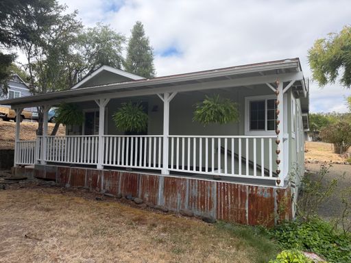 Great Oakland Home!