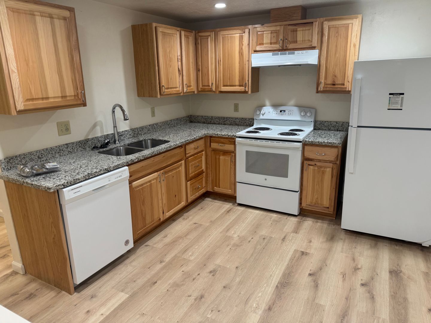 Eugene Apartment: 3008 Willamette St