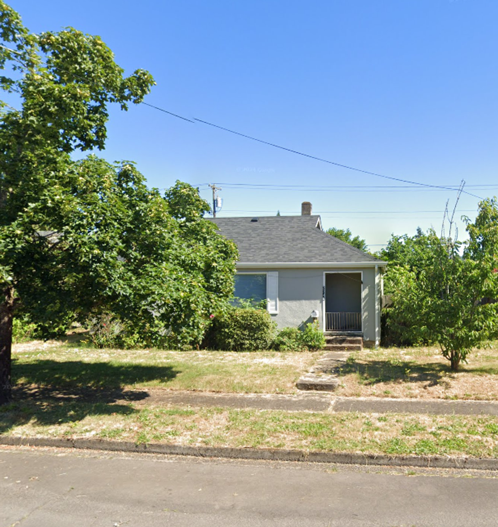 Springfield House: 2740 E Street