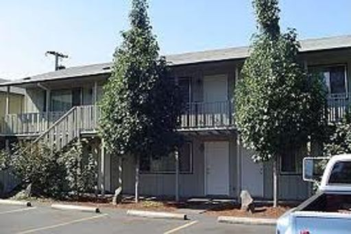 Kelly Butte Apartments – photo 1