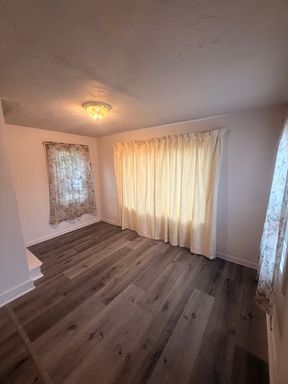 3861 Elmira Rd, Eugene, OR 97402