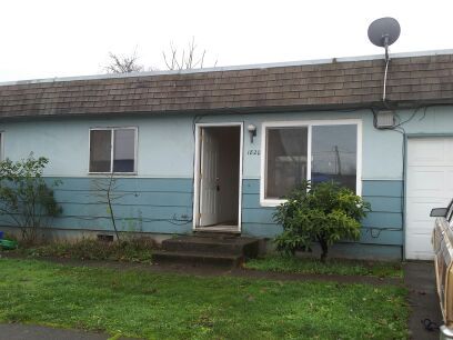 Eugene 3-Plex Home – photo 1