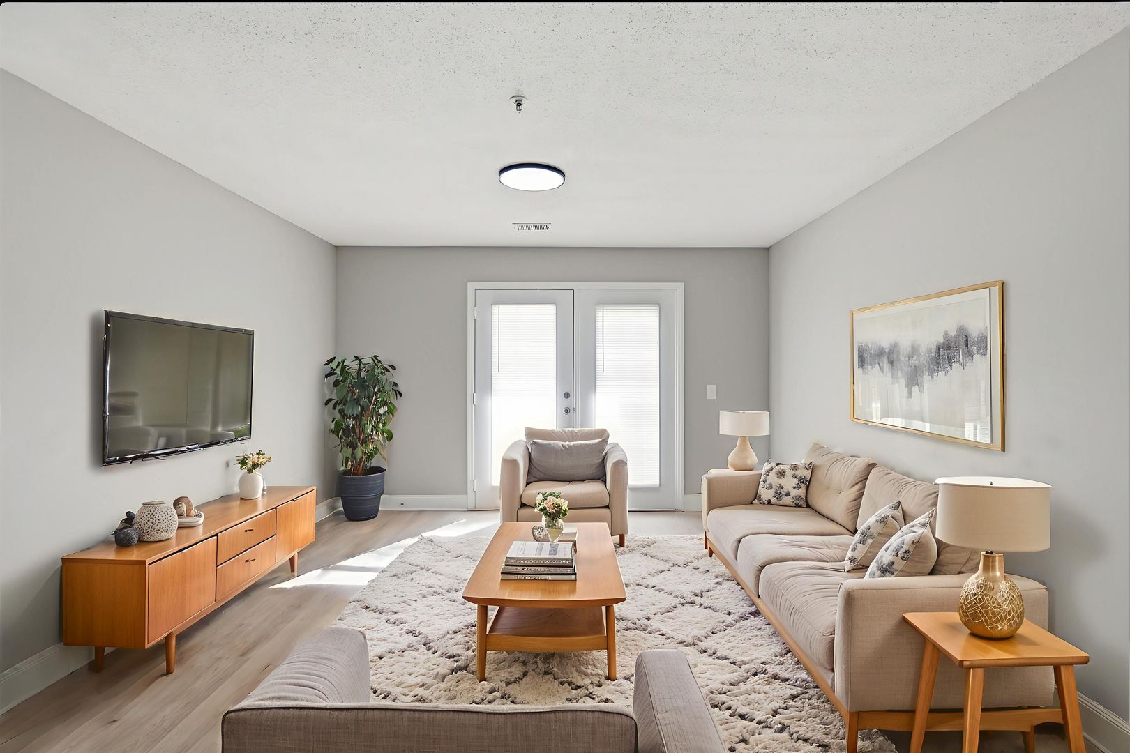 Jackson Apartment: 520 Pearl St.,