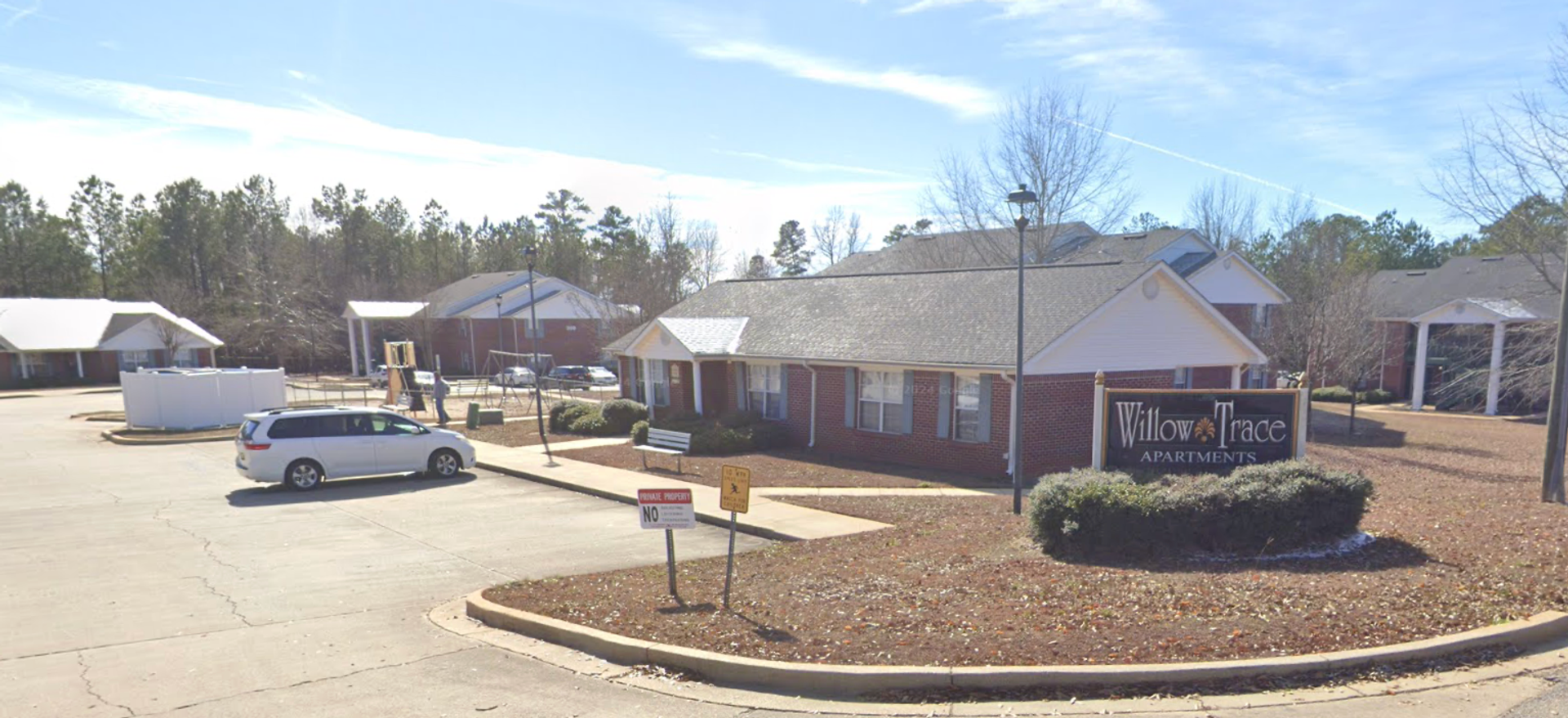 Jackson Apartment: 105 Evin Lane