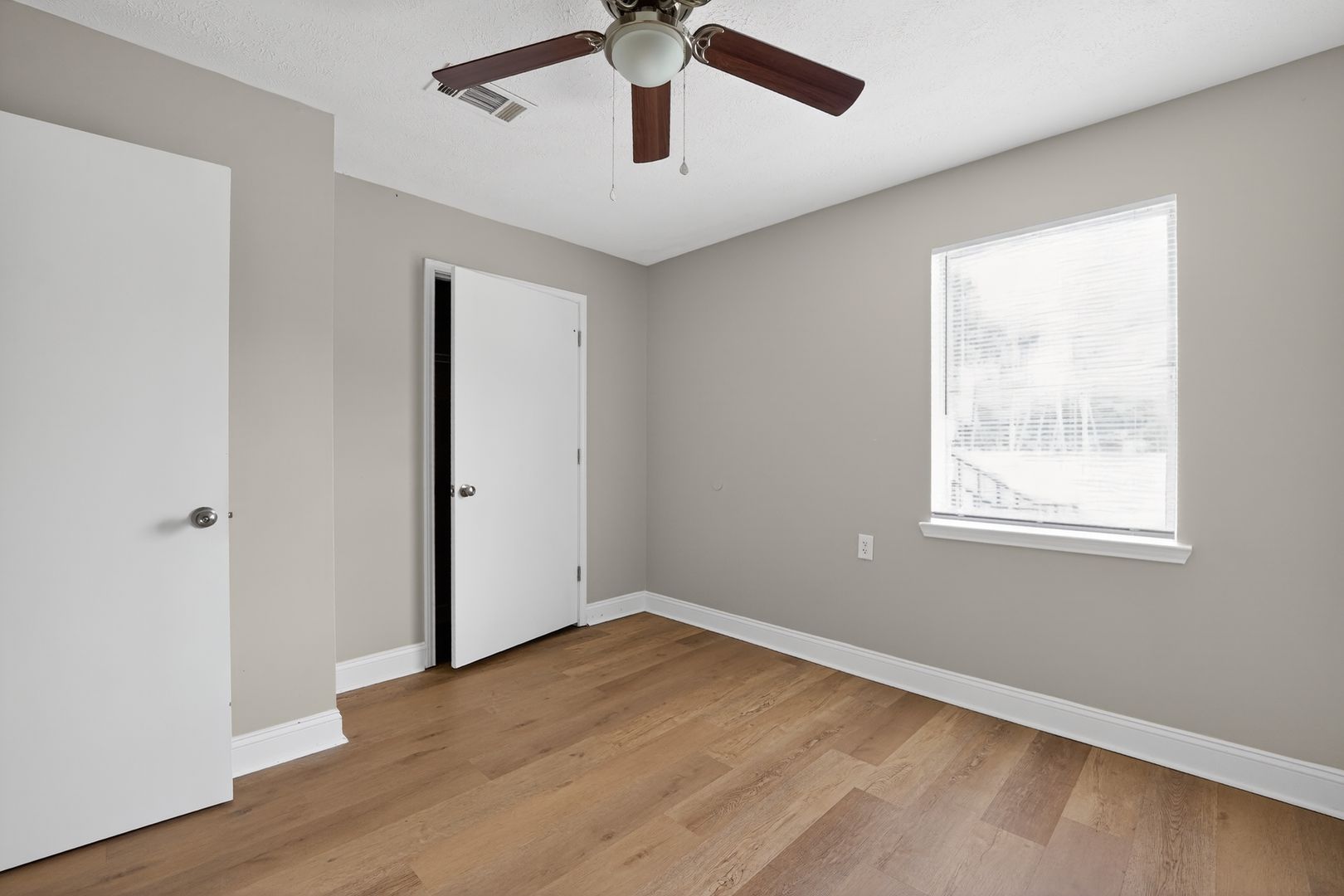 Raintree Estates 4 of 24