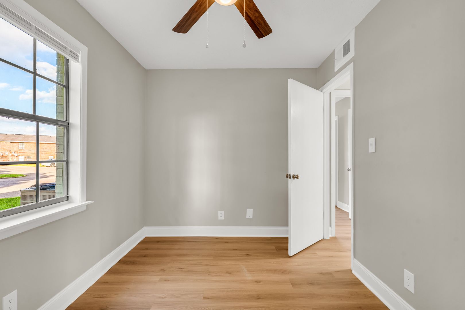 The Oaklyn 15 of 23