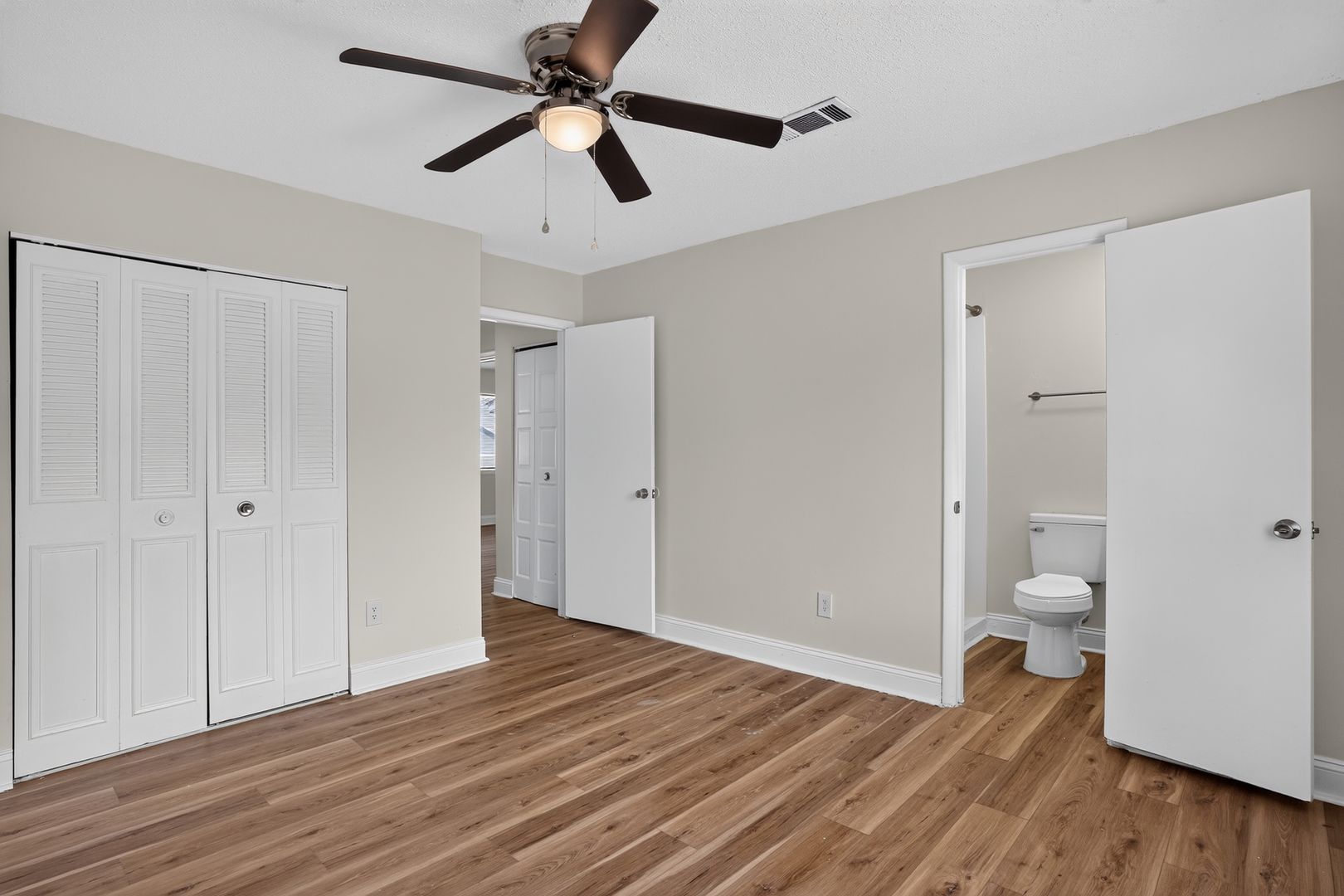 Beacon Pointe 13 of 22