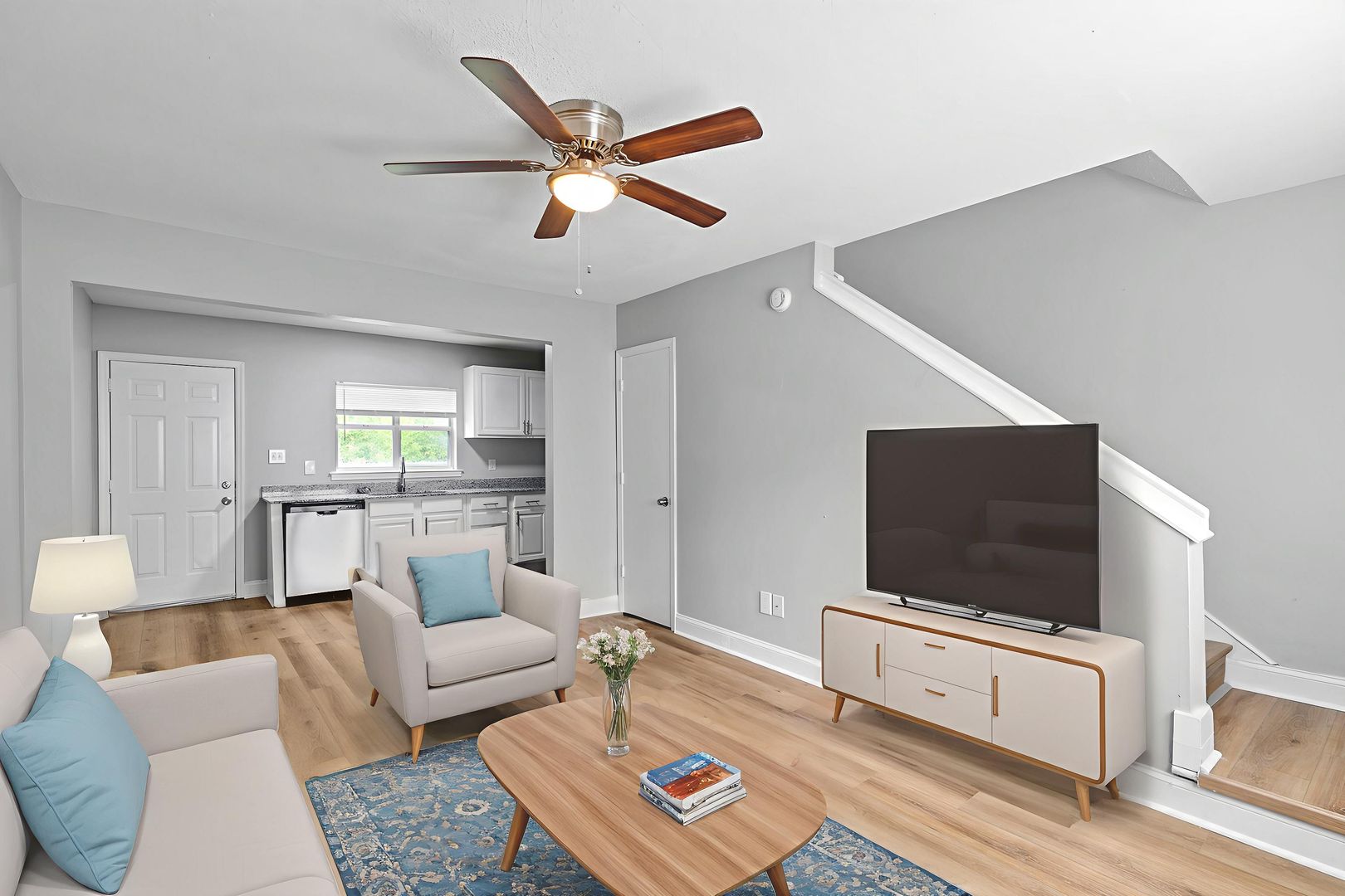 Bellview Apartments 2 of 13
