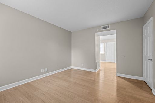 1631 Glenside Dr., Greensboro, NC 27405