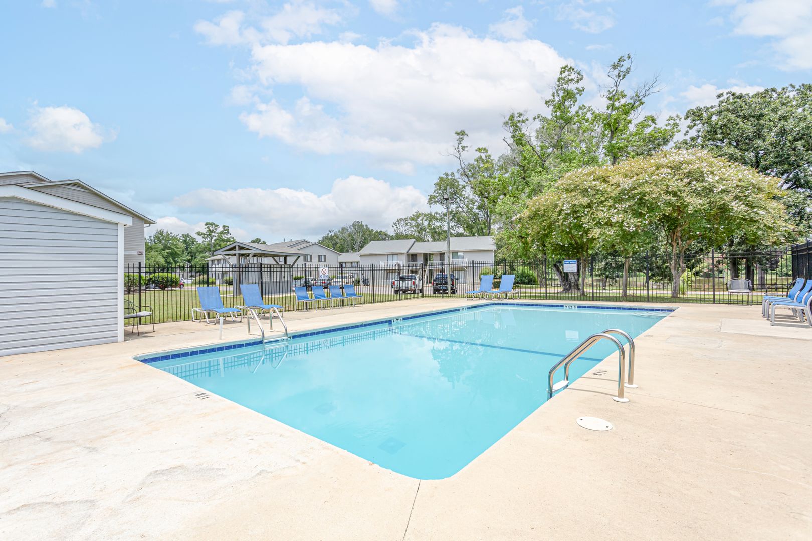 Pool at Woodmere Reserve (7 of 8)
