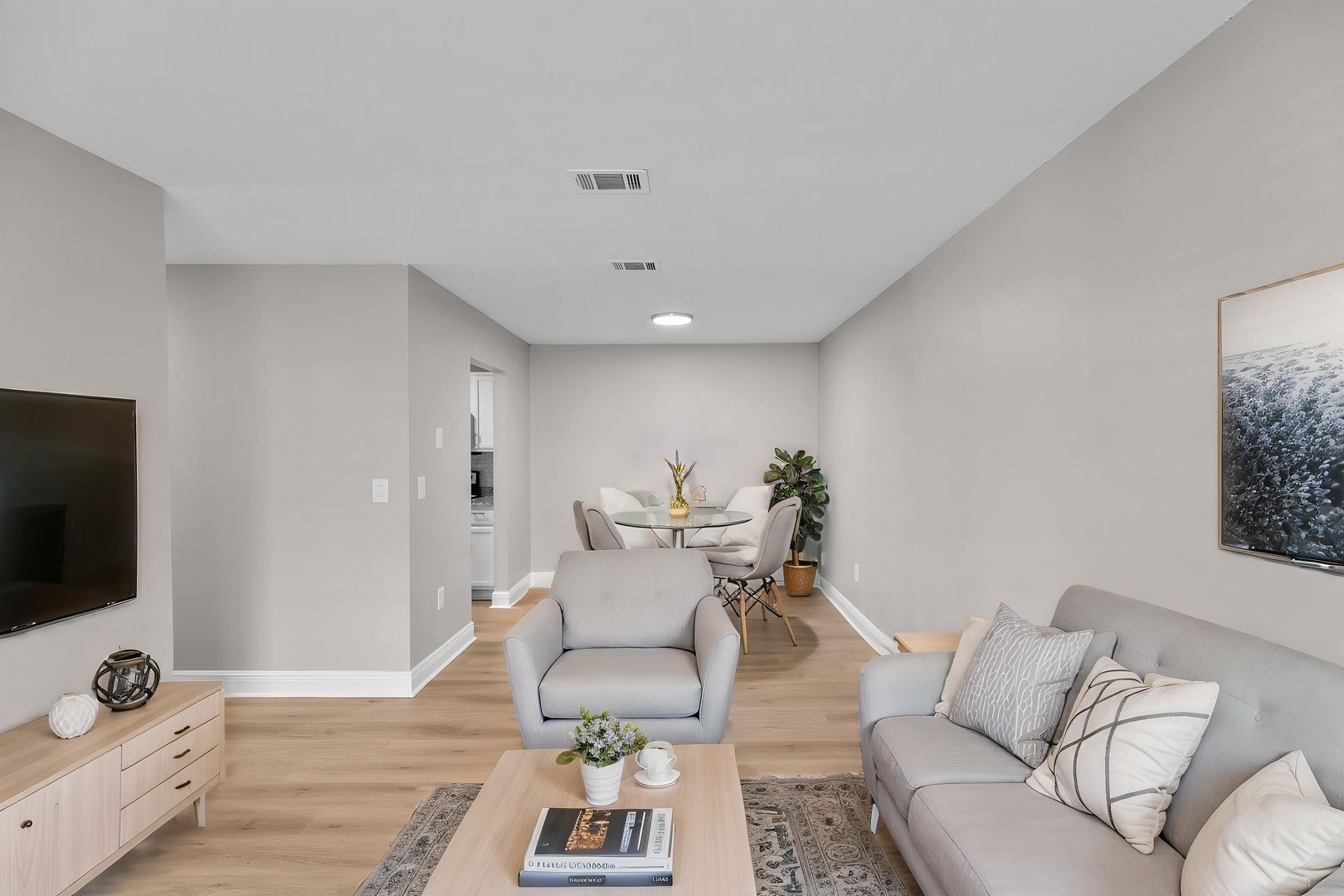 Chatom Apartment: 205 Martin Luther King Jr. Ave.