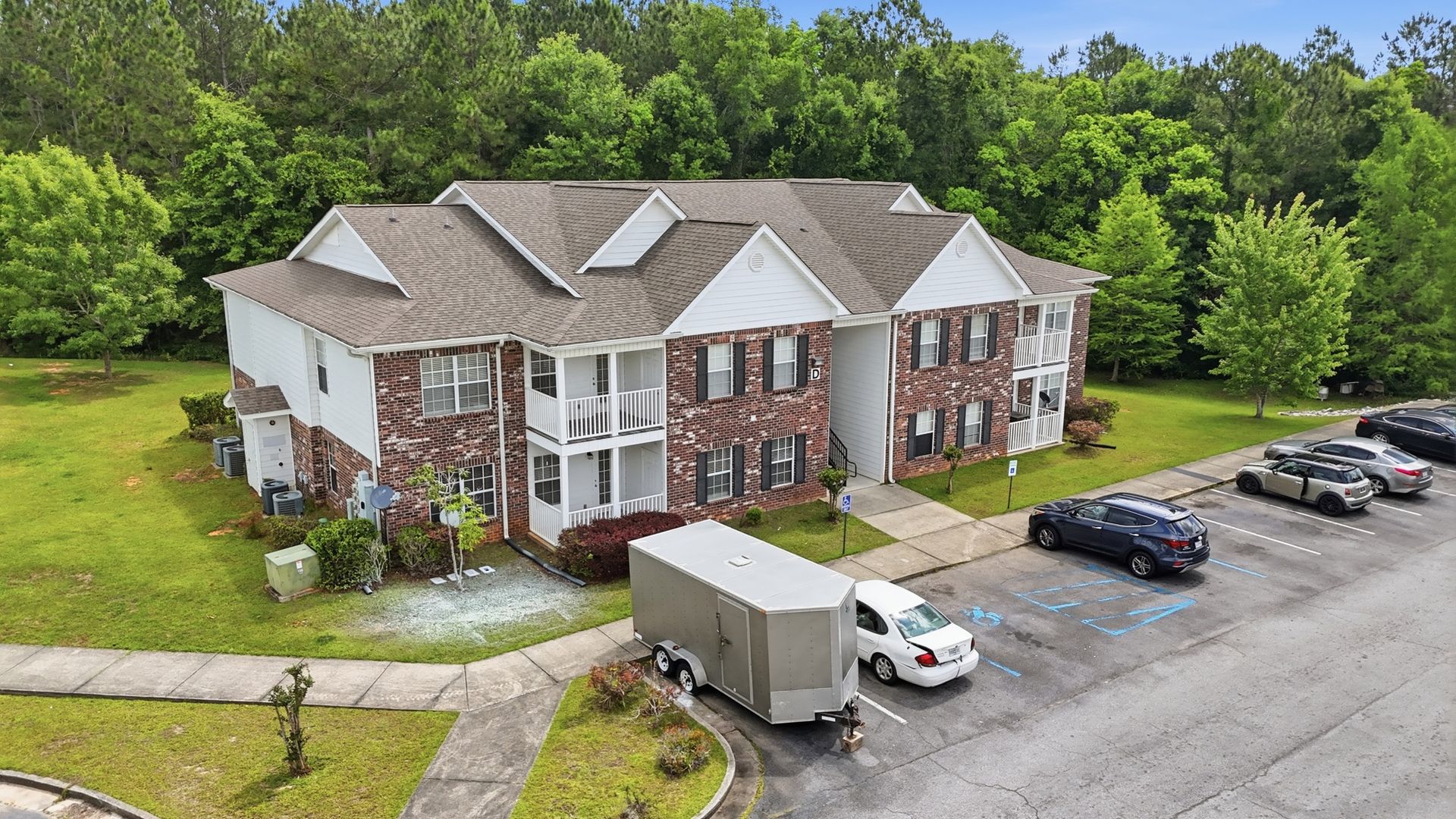 Gautier Apartment: 1919 Martin Bluff Rd.