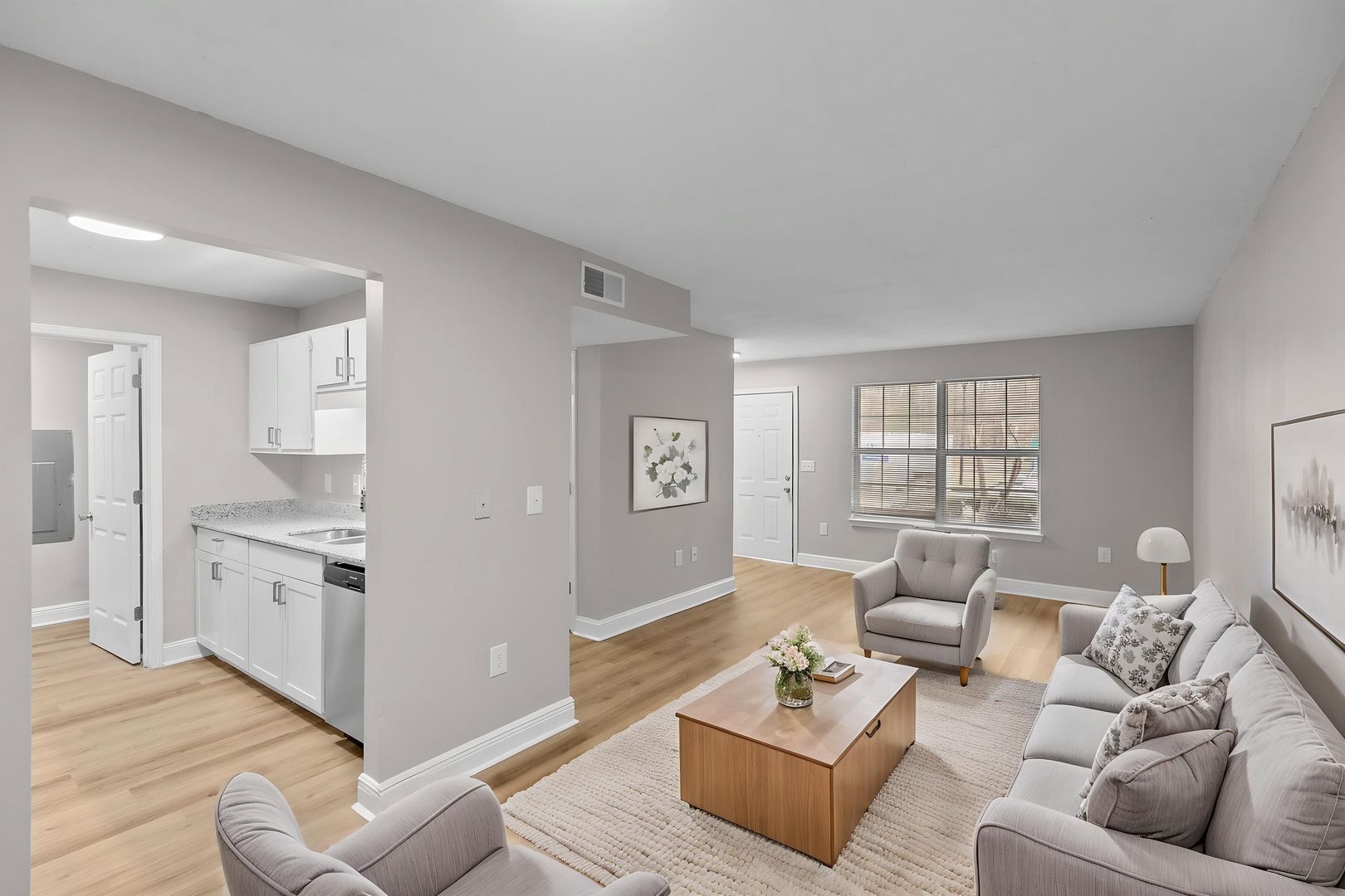 Butler Apartment: 803 Vanity Fair Ave