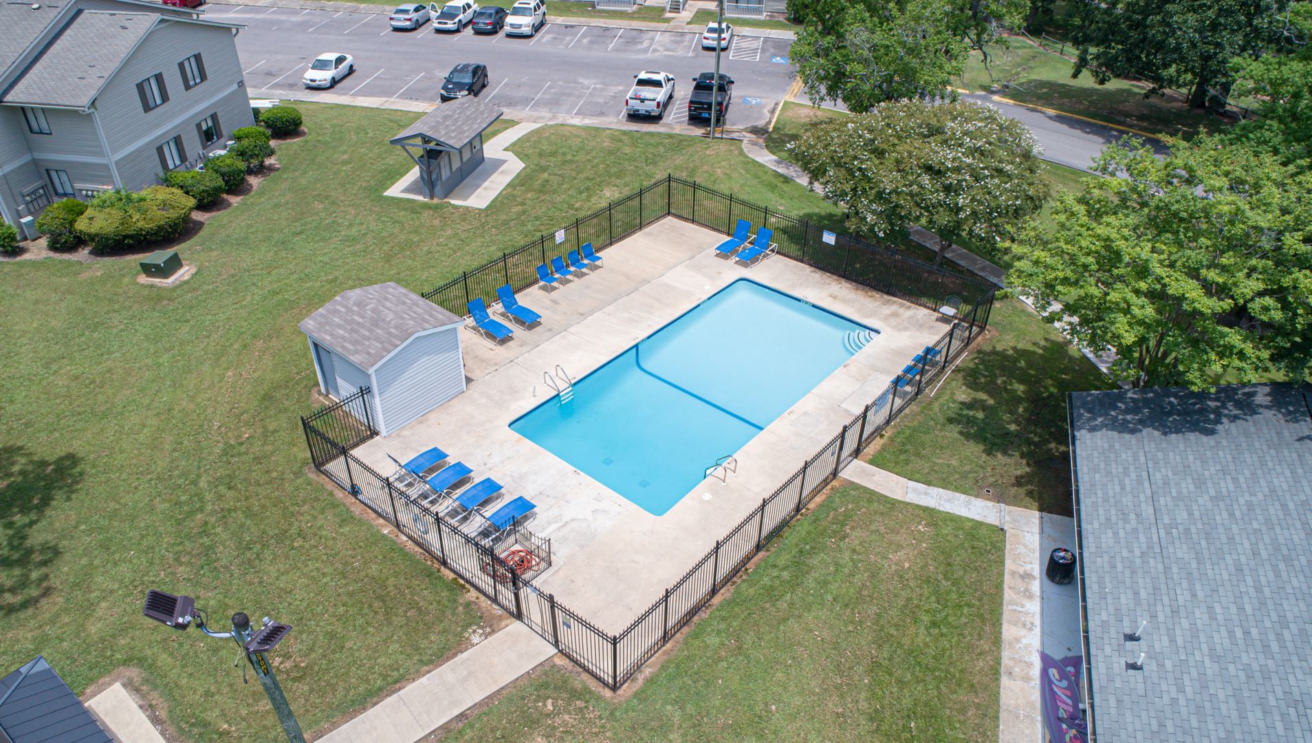Pool at Woodmere Reserve (4 of 8)