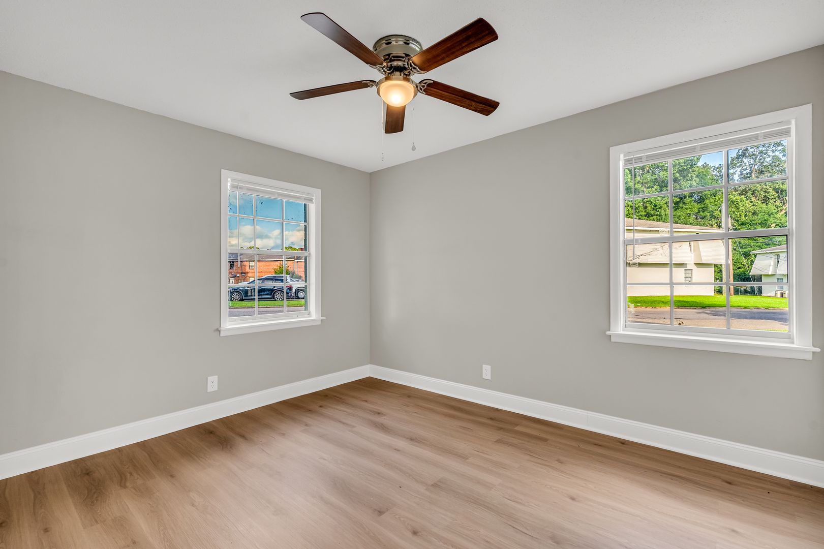 The Oaklyn 16 of 23