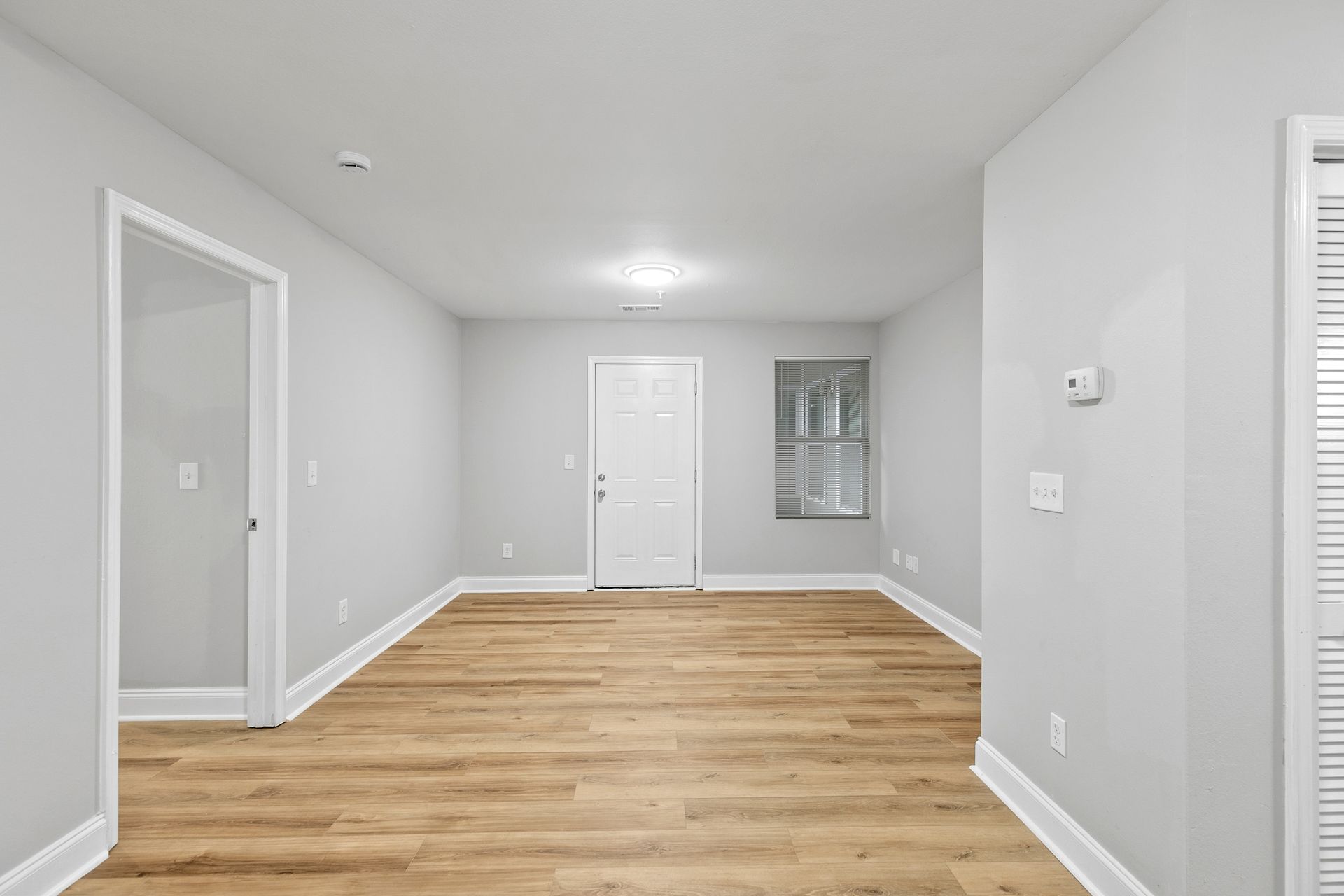 Crestview Apartments 6 of 12