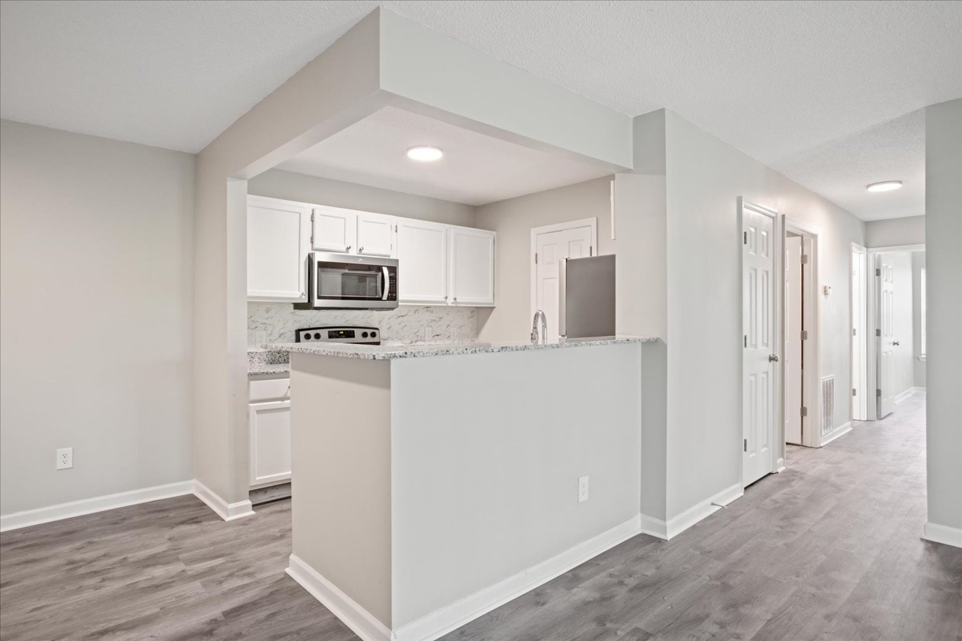 Briarwood Apartments 8 of 12