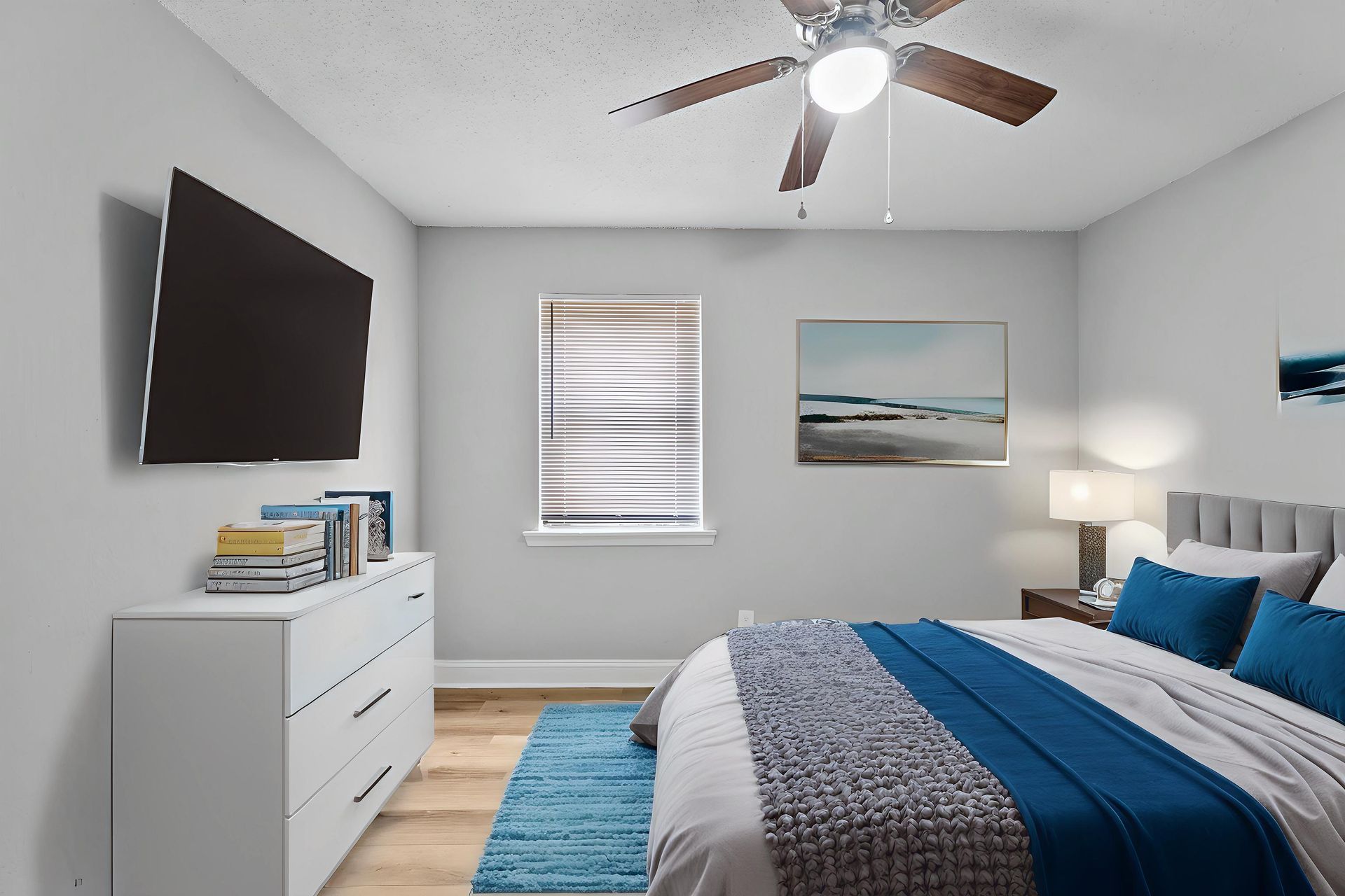 Pineview Apartments 4 of 12