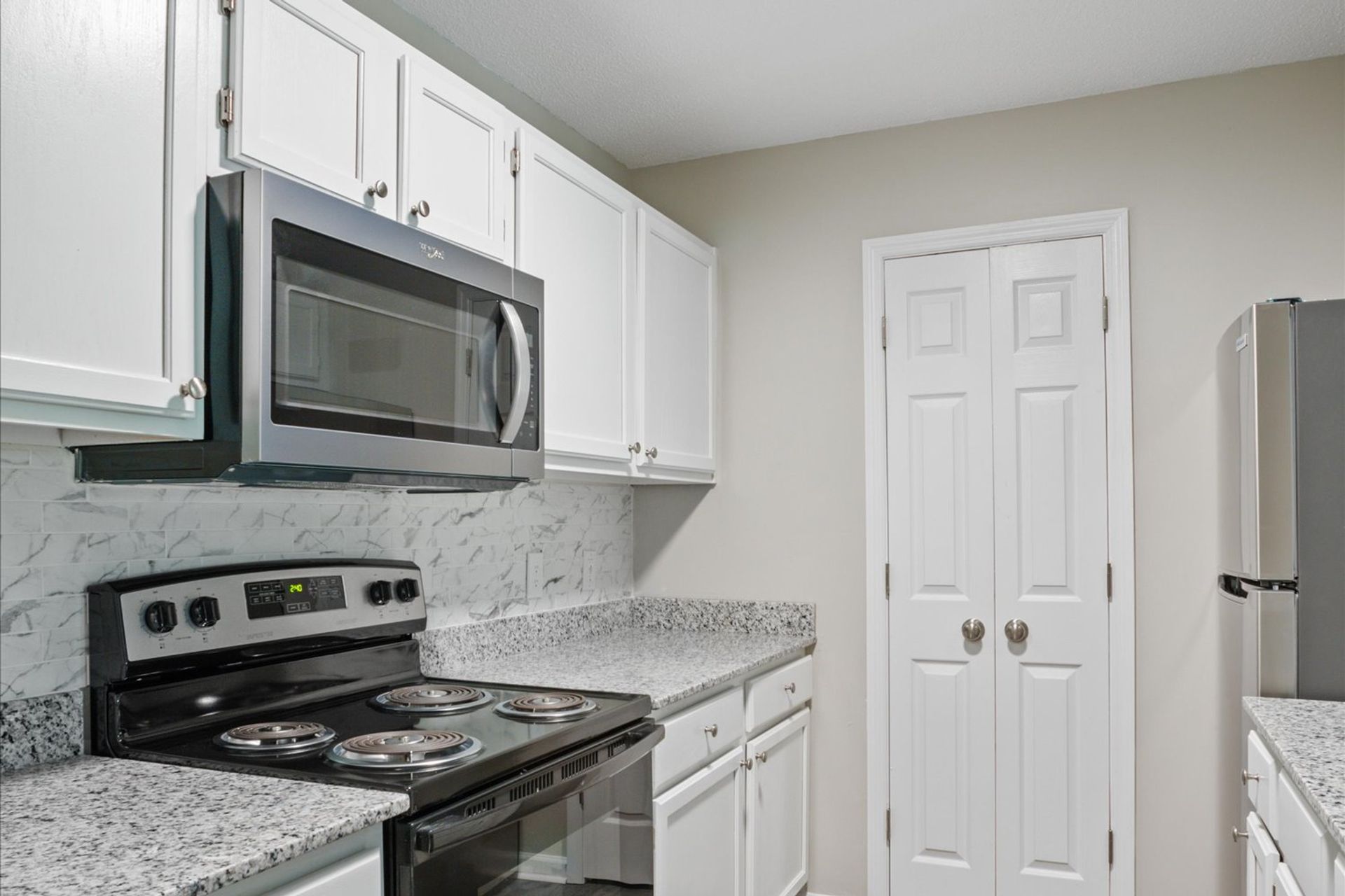Briarwood Apartments 5 of 12