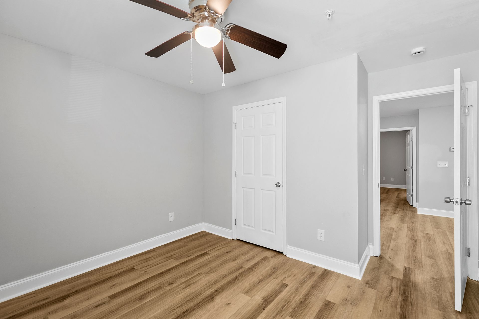 Crestview Apartments 10 of 12