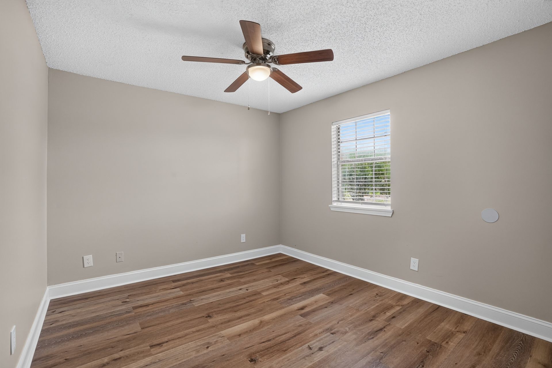 Boundary Estates Apartments 11 of 12
