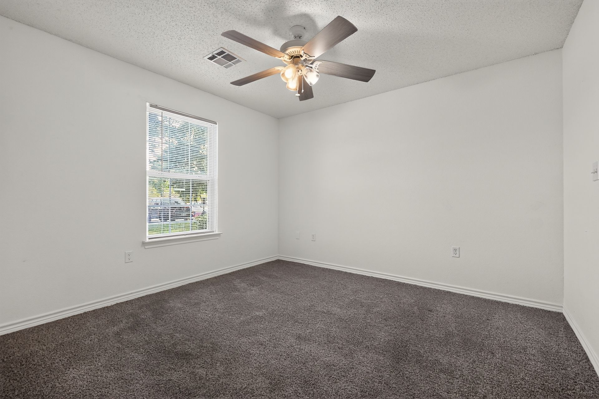 Marketplace Apartments 12 of 12