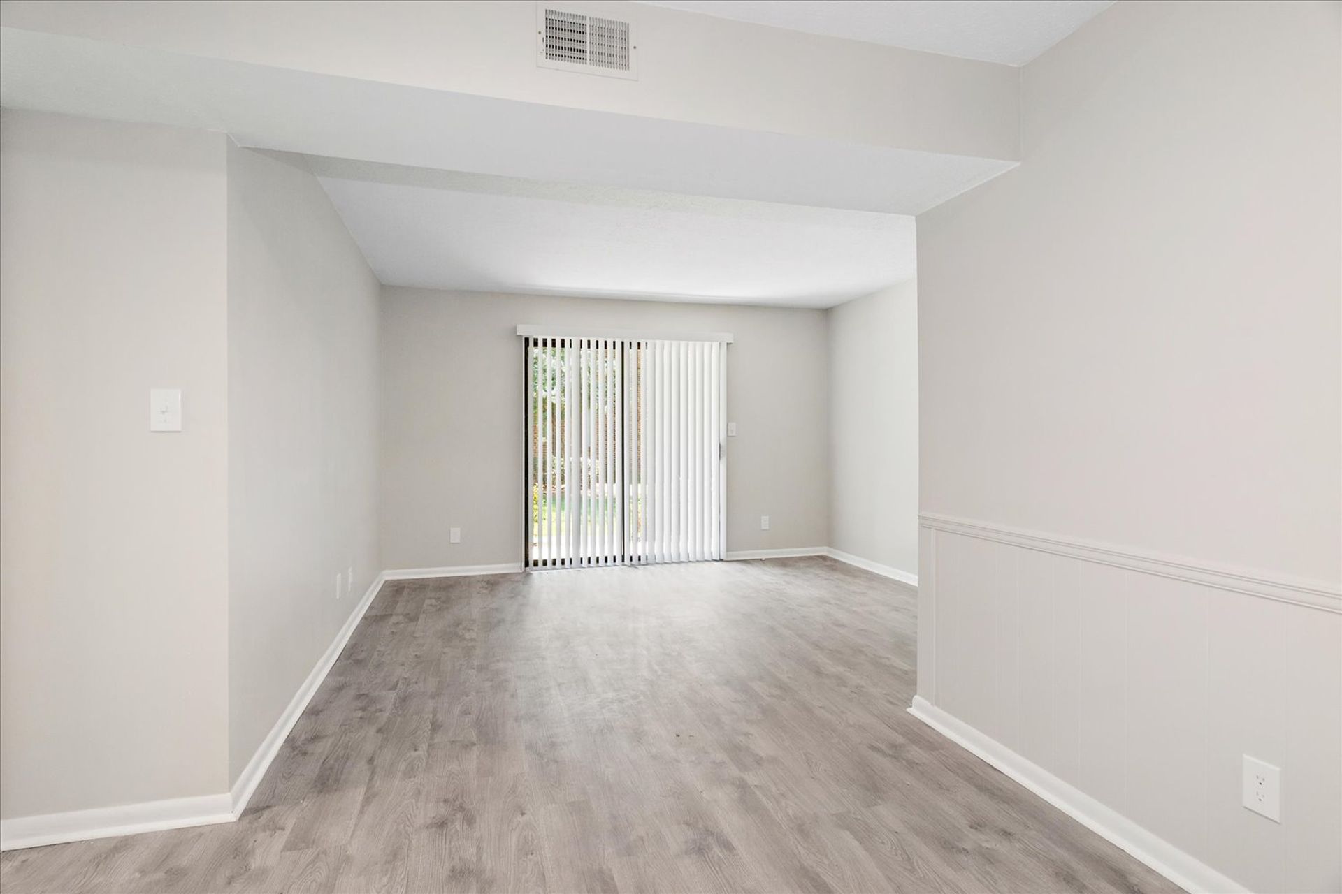 Orleans Apartments 9 of 12