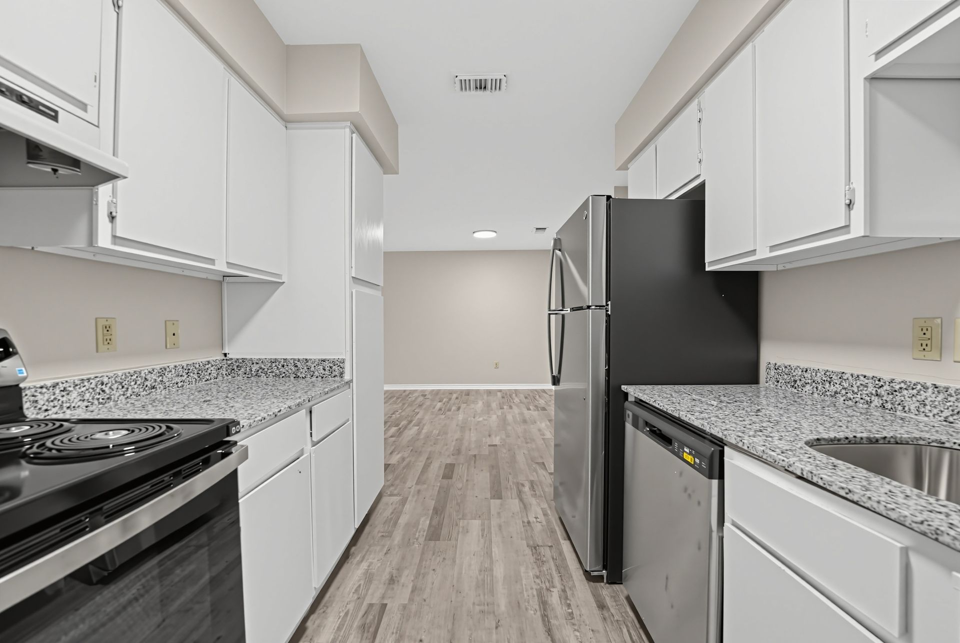 Palmwood Place 7 of 12