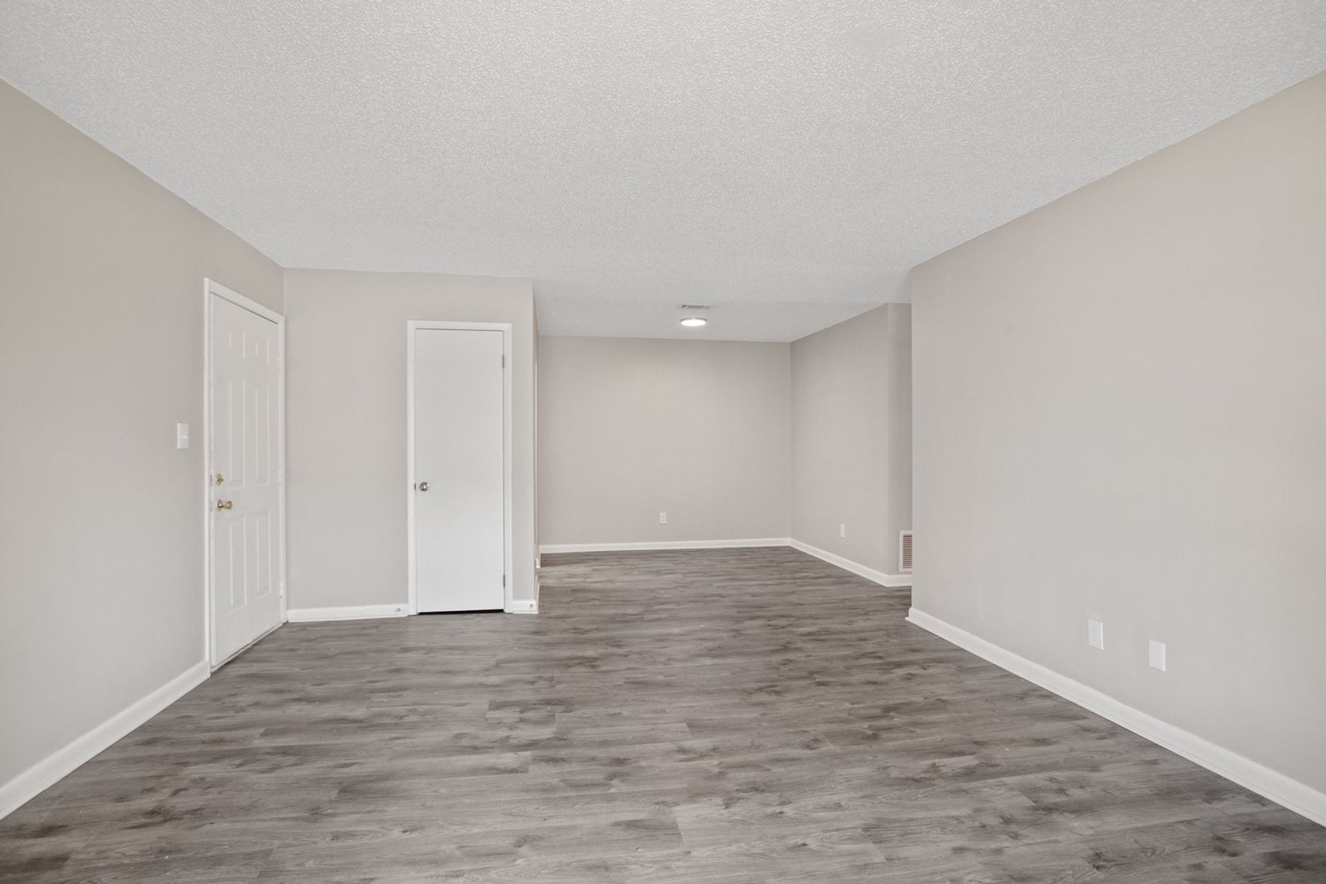 Park Place Apartments 4 of 12