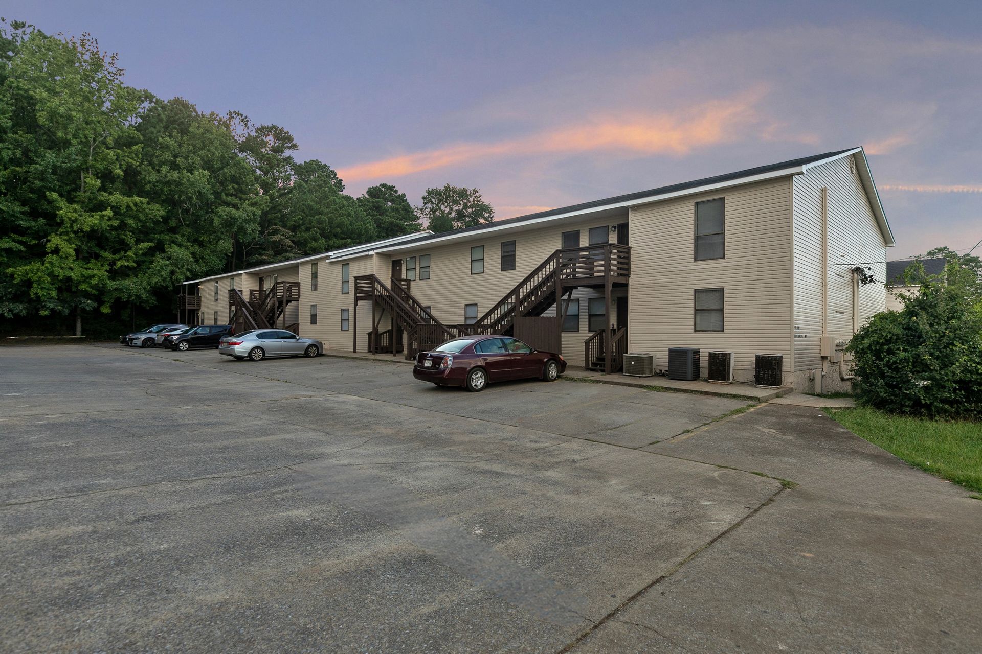 Parking at Pineview Apartments