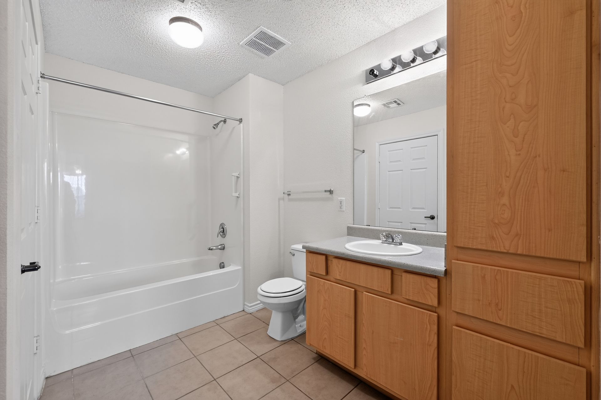 Marketplace Apartments 9 of 12