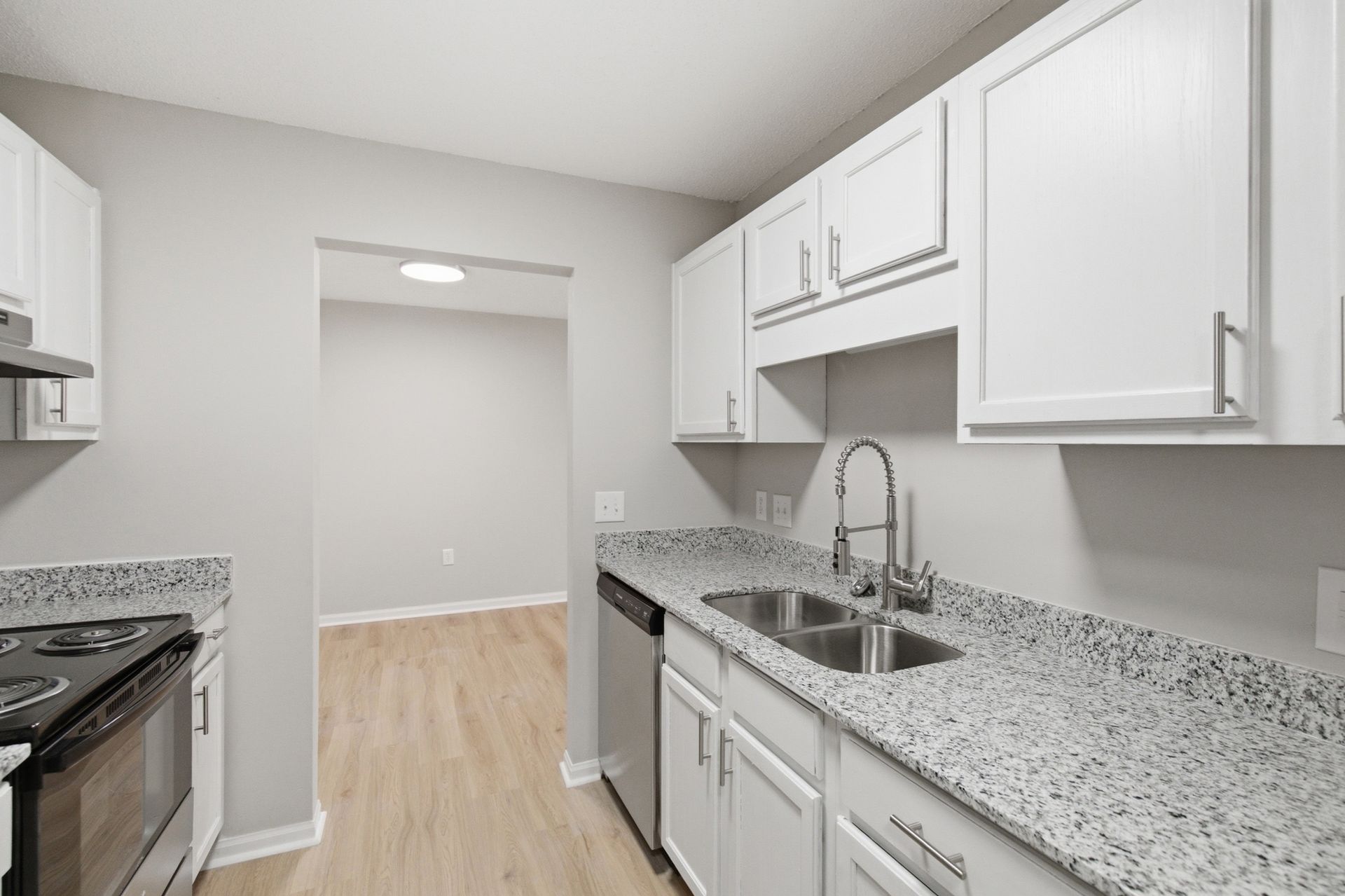 Englewood Apartments 8 of 12