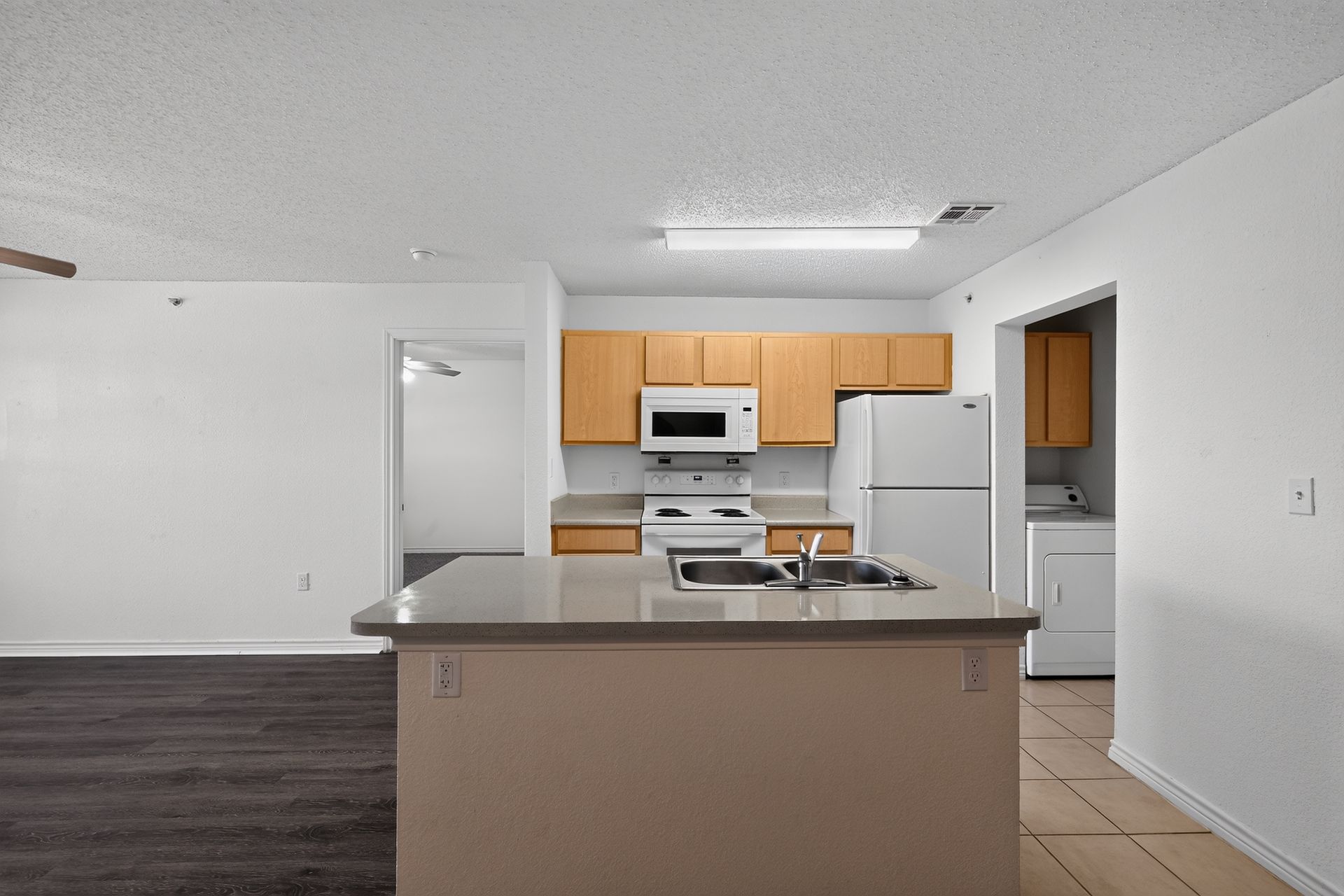 Marketplace Apartments 5 of 12