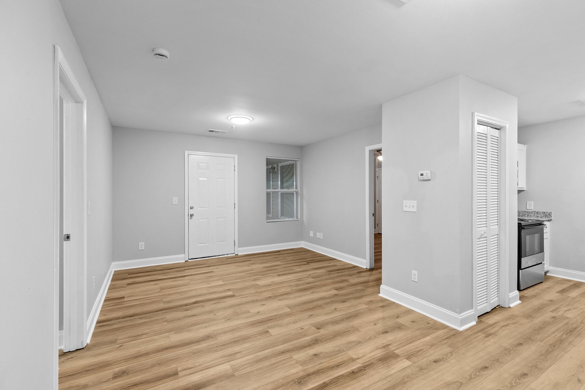 Crestview Apartments 5 of 12