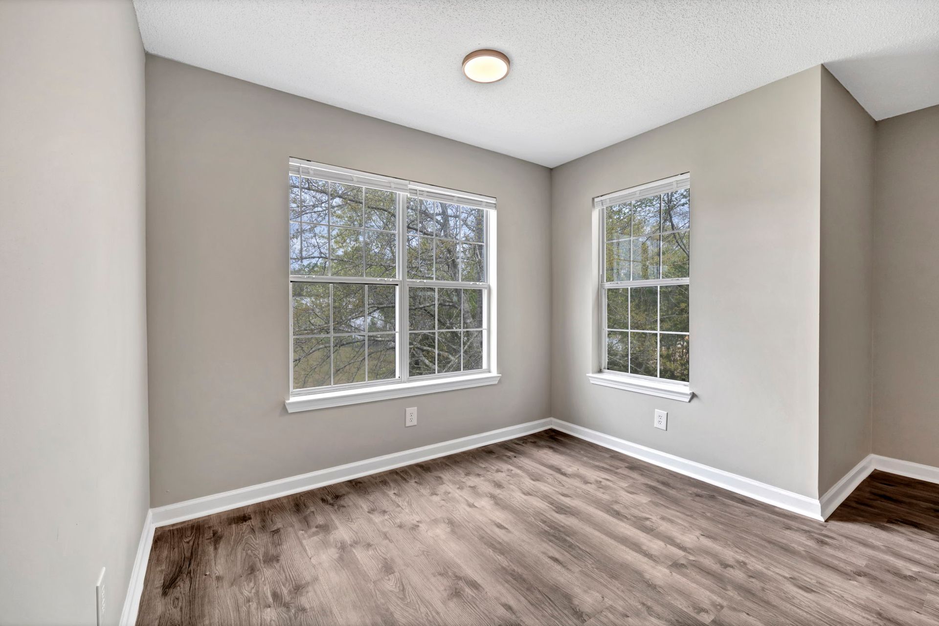 Elm Creek Apartments 6 of 12