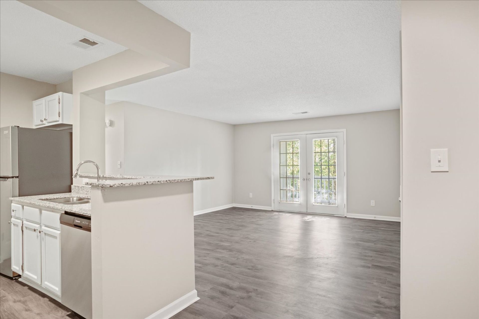 Briarwood Apartments 9 of 12