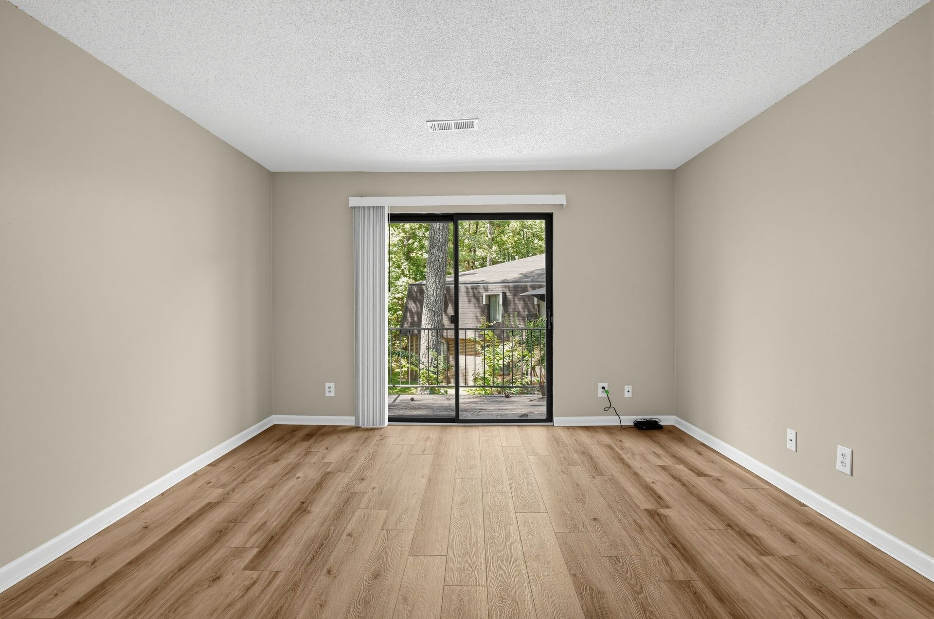 Orleans Apartments 4 of 12