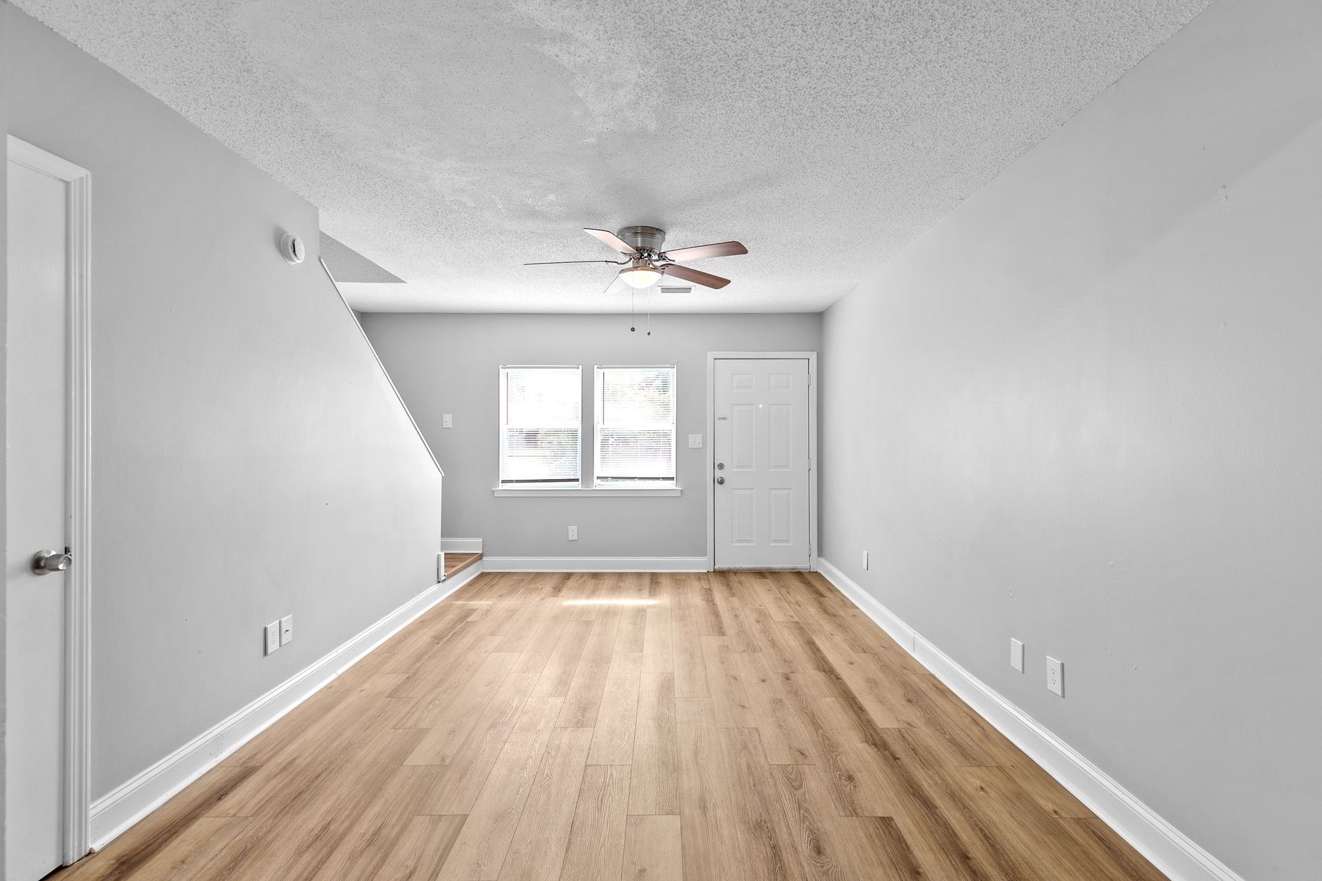 Bellview Apartments 6 of 12