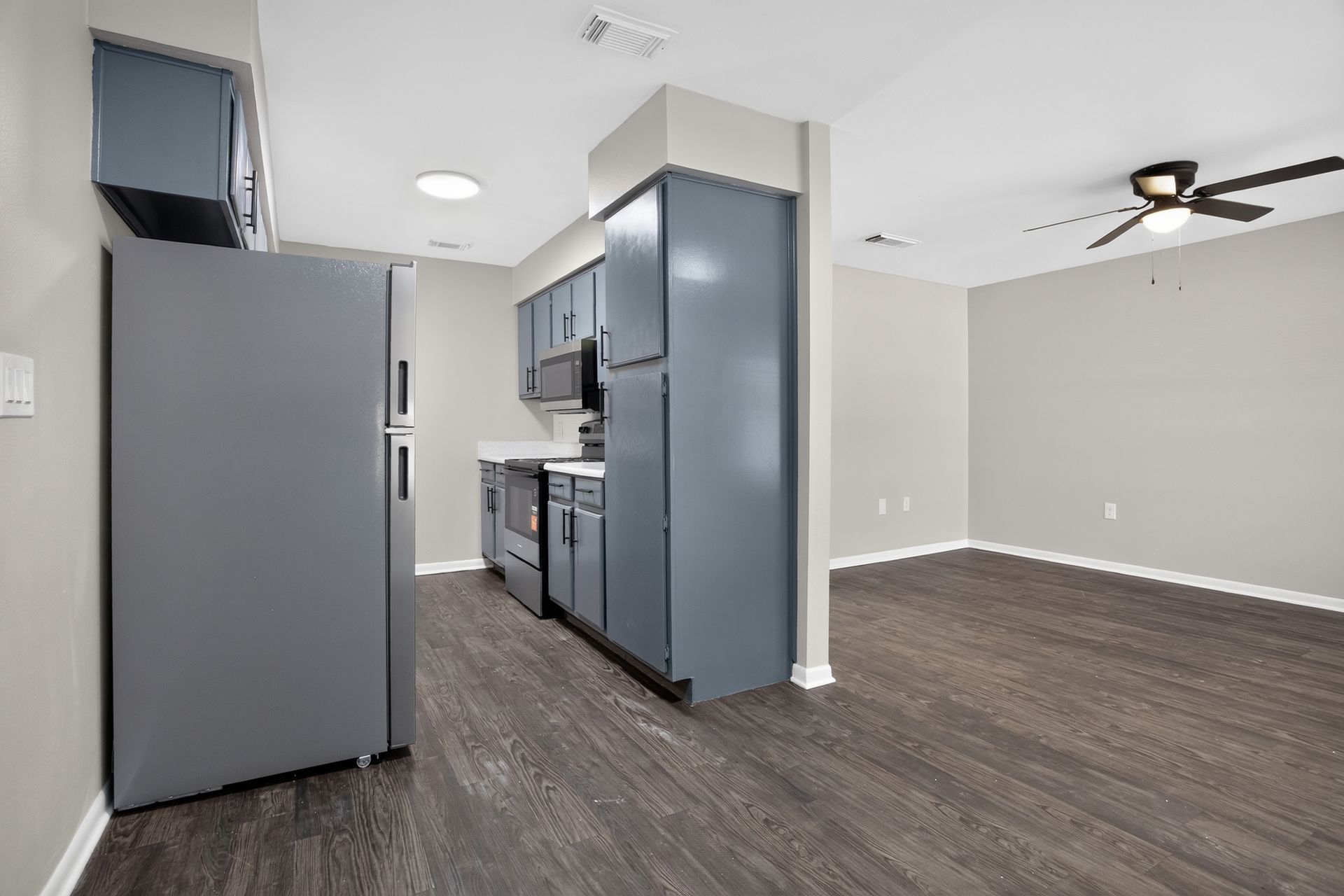 Legacy Apartments 7 of 12