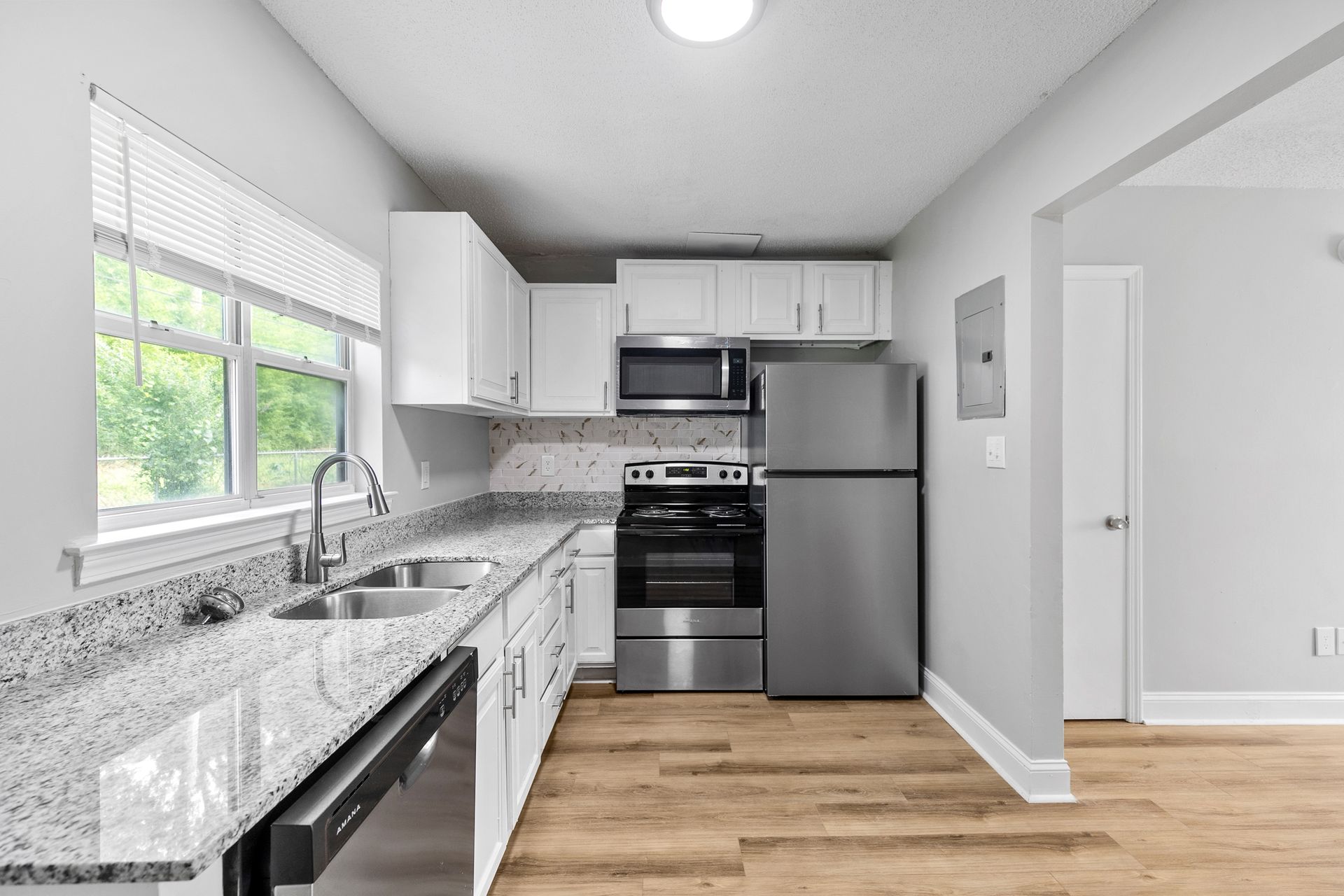 Bellview Apartments 9 of 12
