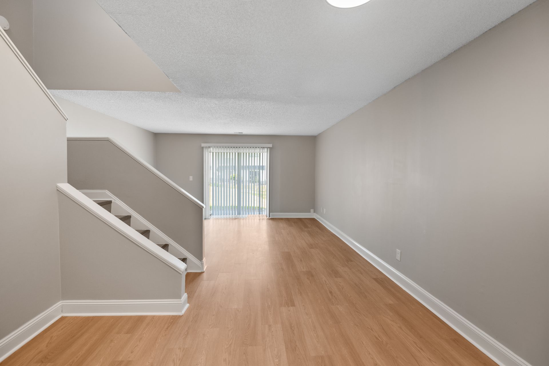 Colonial Pointe Apartments 5 of 12